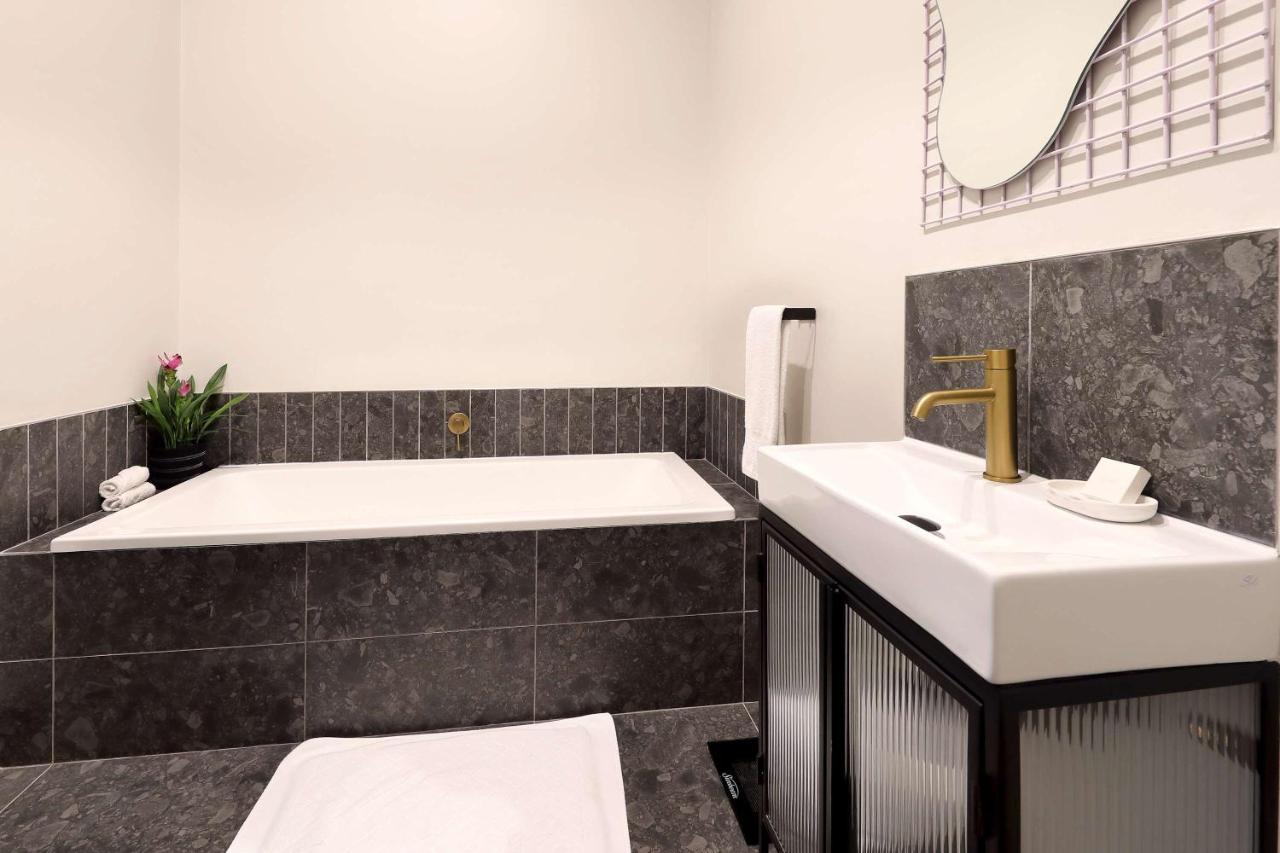 Hyatt House Johannesburg Rosebank Ngoại thất bức ảnh